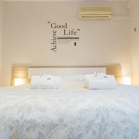 Wide And Diaphanous- 3bd 2bth- Alcazar Apartament