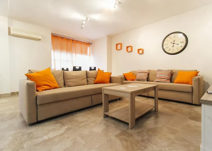 Lejlighed Modern In For Largue Groups *