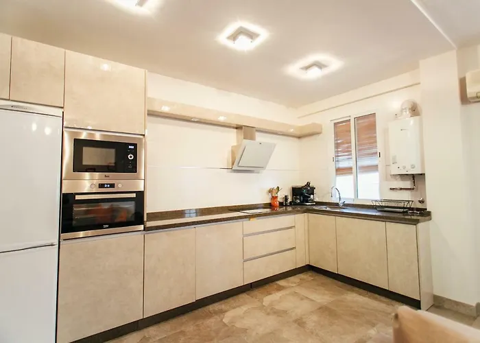 Lejlighed Modern In For Largue Groups *