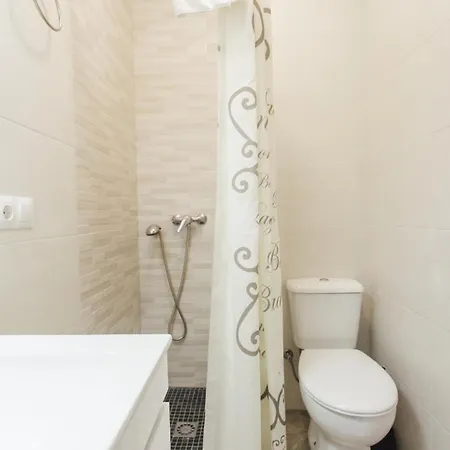 Appartement Wide And Diaphanous- 3bd 2bth- Alcazar *