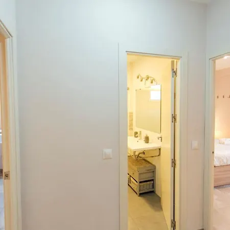 Appartement Wide And Diaphanous- 3bd 2bth- Alcazar