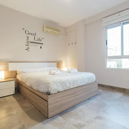 Wide And Diaphanous- 3bd 2bth- Alcazar Appartement Sevilla