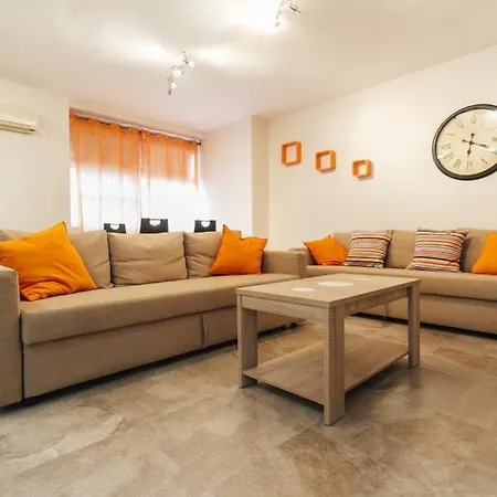 Appartement Wide And Diaphanous- 3bd 2bth- Alcazar *
