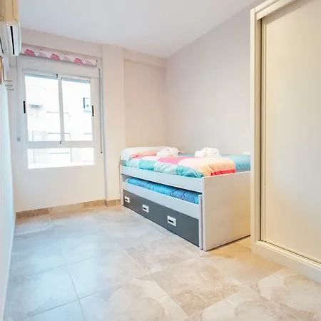 Wide And Diaphanous- 3bd 2bth- Alcazar Appartement