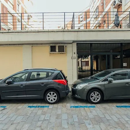 Wide And Diaphanous- 3bd 2bth- Alcazar Appartement