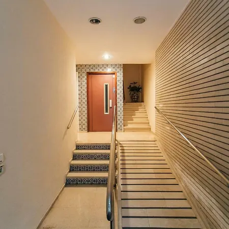 Appartement Wide And Diaphanous- 3bd 2bth- Alcazar