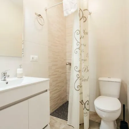Wide And Diaphanous- 3bd 2bth- Alcazar Appartement Sevilla